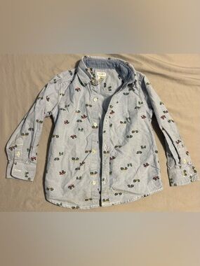 Carter's toddler Light Blue Button-Down Shirt with Tiny Race Car Print- size 4t